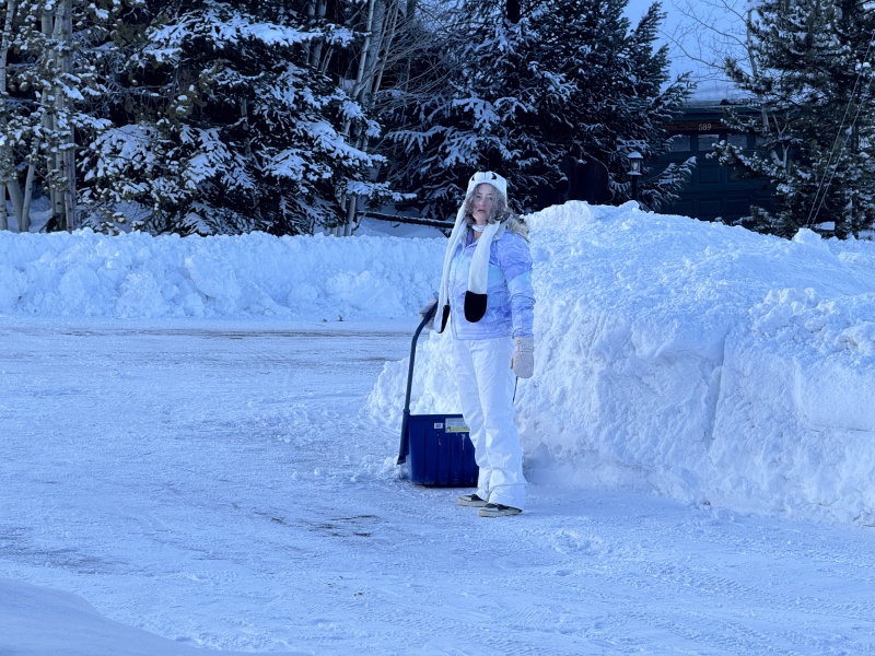 2025-01-10-Colorado-05-Suzi-Shoveling-snow-GOOD.JPG