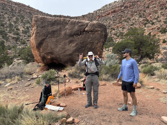 2025/03(March)/Grand-Canyon-Crew8787/640x480_2025-03-17-Grand-Canyon-028-CarlZ-leaves-us-CesarBobadilla.JPG