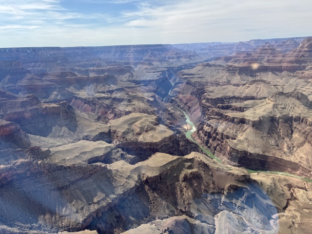 2025/03(March)/Grand-Canyon-Crew8787/640x480_2025-03-21-Grand-Canyon-180-Helicopter-Ride.JPG