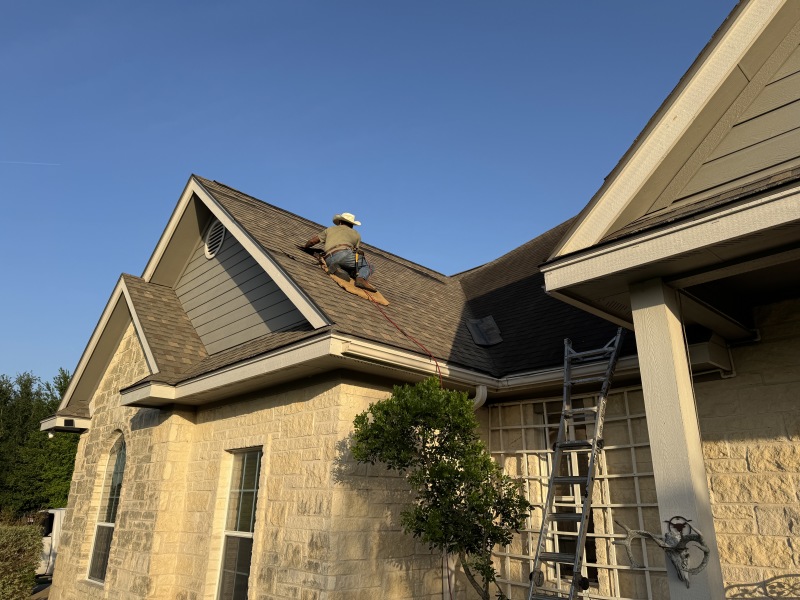 2025/03(March)/Misc/800x600_2025-03-31-Shingle-Damage-5.JPG