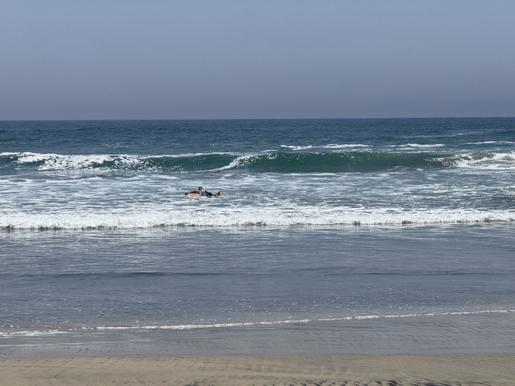 2025/04(April)/Travis-to-Mexico/1024x768_2025-04-12-Pescadero-MX-55-Beach.JPG