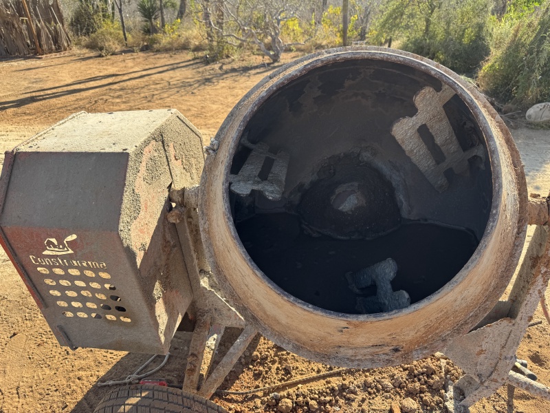 2025-04-10-Pescadero-MX-32-Cement-Mixer.JPG