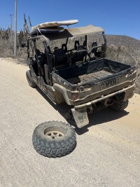 2025-04-07-Pescadero-MX-03-tire-fell-off.jpg