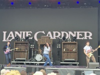 2025-04-05-Two-StepInn-2-Lanie-Gardner.JPG