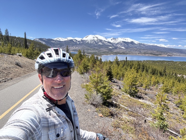2025/05(May)/Colorado/640x480_2025-05-03-Colorado-02-Biking-Travis.JPG
