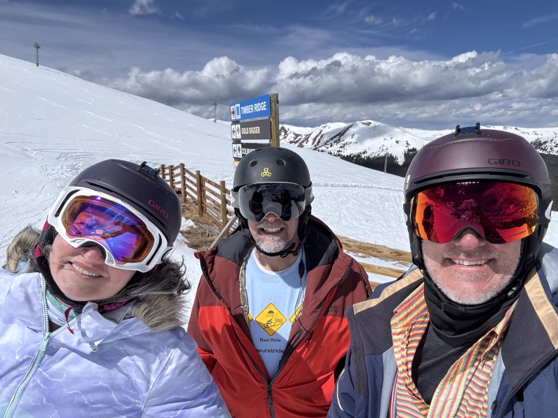 2025/05(May)/Colorado/800x600_2025-05-04-Colorado-10-Travis-Ren-Suzi.JPG