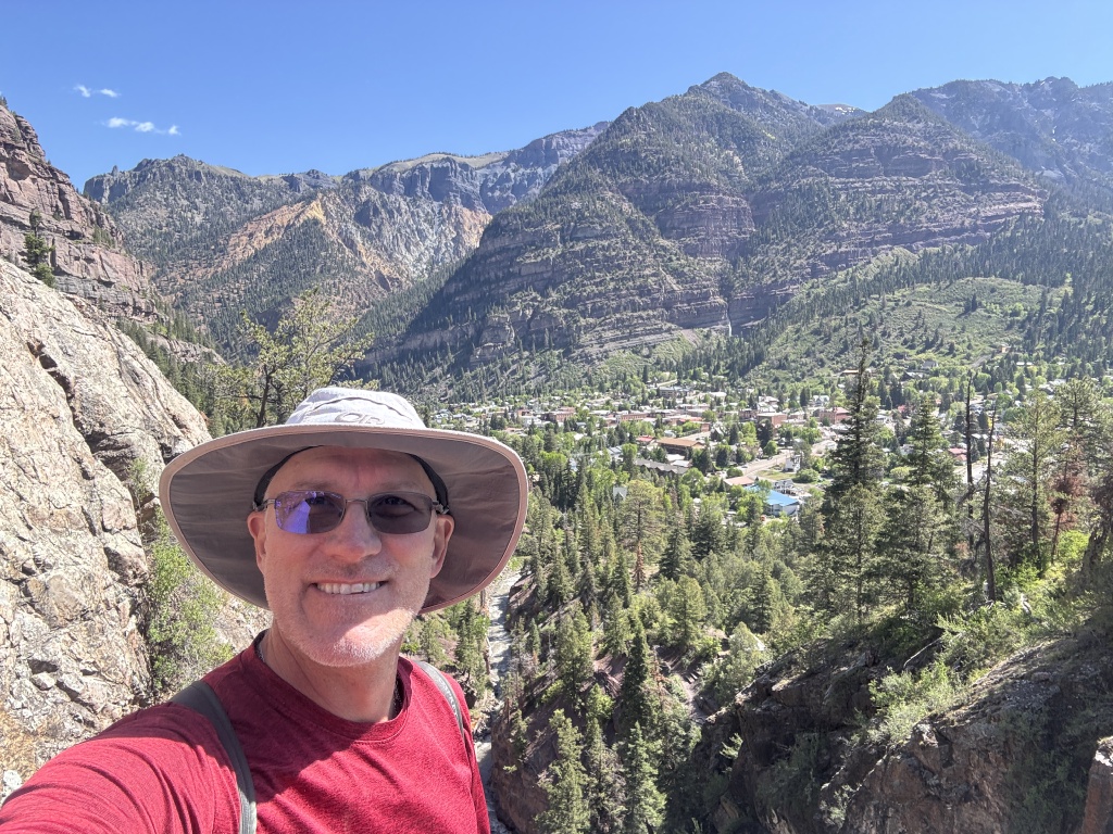 2025/05(May)/Ouray-Camping-Colorado/1024x768_2025-05-25-Colorado-48-Ouray-Box-Canon-Travis.JPG