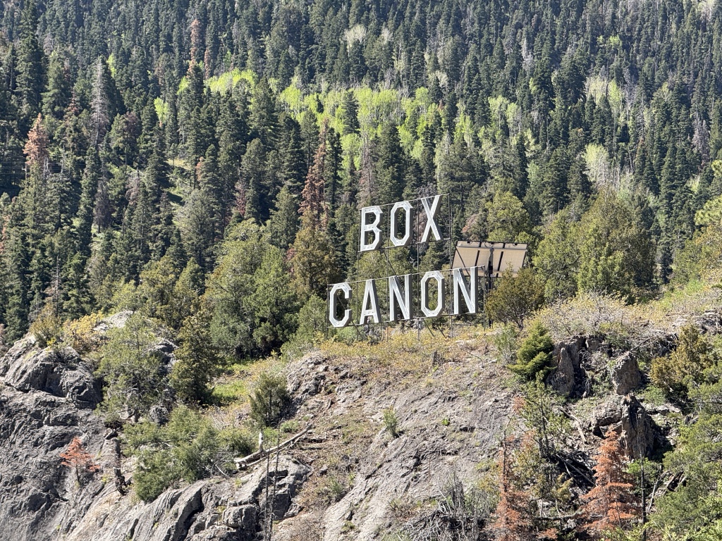 2025/05(May)/Ouray-Camping-Colorado/1024x768_2025-05-25-Colorado-53-Ouray-Box-Canon.JPG