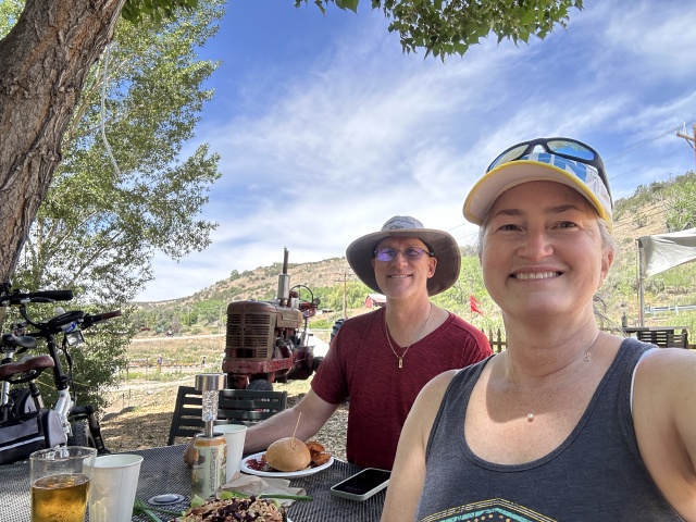 2025/05(May)/Ouray-Camping-Colorado/640x480_2025-05-24-Colorado-18-BigBs-Orchard-Travis-Suzi.JPG