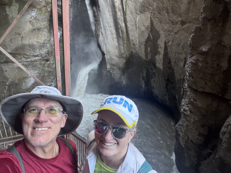 2025/05(May)/Ouray-Camping-Colorado/800x600_2025-05-25-Colorado-36-Ouray-Box-Canon-Travis-Suzi.JPG