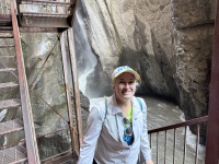 2025-05-25-Colorado-40-Ouray-Box-Canon-Suzi.JPG