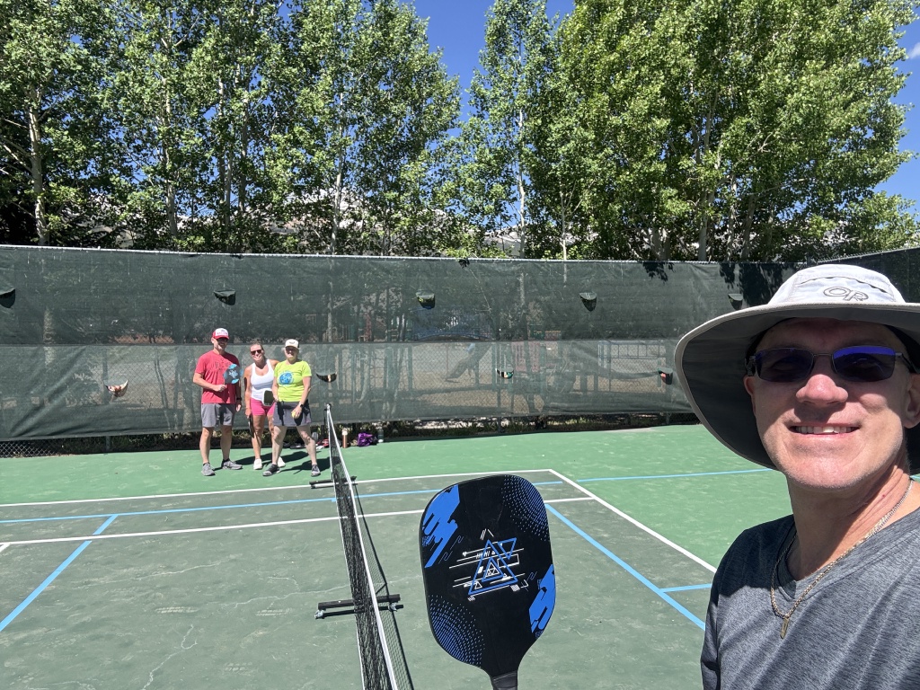 2025/06(June)/Colorado/1024x768_2025-06-22-Colorado-38-PickleBall-BillBusby-LiviaBusby-Suzi-Travis.JPG