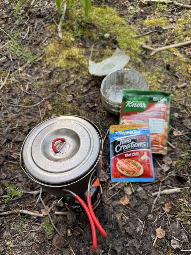 2025/06(June)/Colorado/640x480_2025-06-26-Colorado-66-JMT-Practice-Hike-supper.JPG
