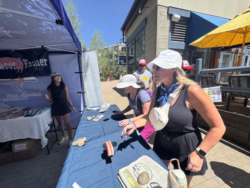 2025/06(June)/Colorado/800x600_2025-06-21-Colorado-19-Bourbon-Bacon-Festival-Suzi-LiviaBusby.JPG