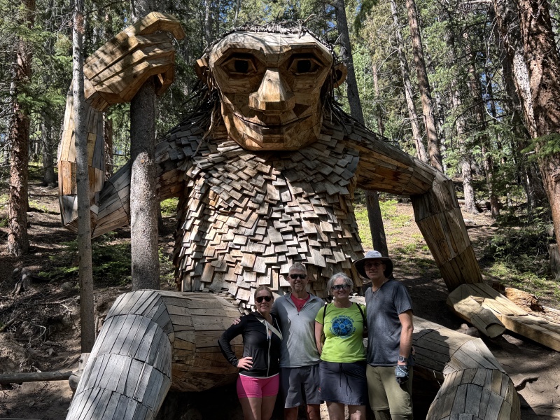 2025/06(June)/Colorado/800x600_2025-06-22-Colorado-36-Isak-Heartstone-LiviaBusby-BillBusby-Suzi-Travis.JPG