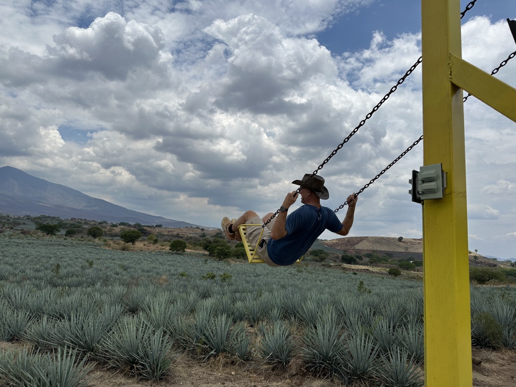 2025/06(June)/Tequila-Mexico-City-with-Seeleys/1024x768_2025-06-14-Mexico-002-Tequilla-swing-Travis.JPG