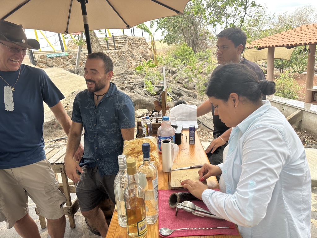 2025/06(June)/Tequila-Mexico-City-with-Seeleys/1024x768_2025-06-14-Mexico-058-Tequilla-Travis.JPG