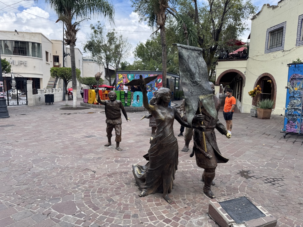 2025/06(June)/Tequila-Mexico-City-with-Seeleys/1024x768_2025-06-15-Mexico-106-Tlaquepaque.JPG