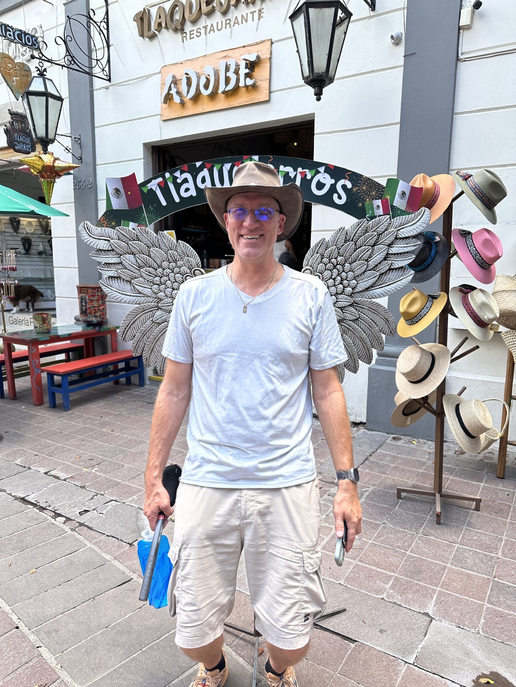 2025/06(June)/Tequila-Mexico-City-with-Seeleys/1024x768_2025-06-15-Mexico-144-Tlaquepaque-Travis.JPG