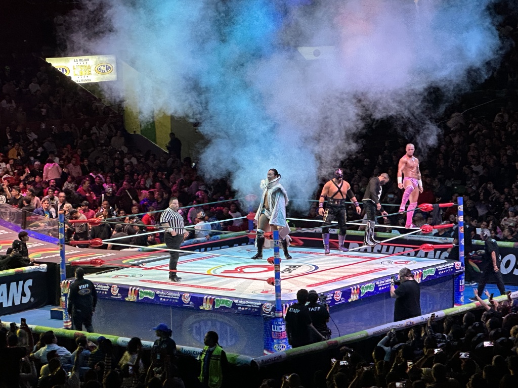 2025/06(June)/Tequila-Mexico-City-with-Seeleys/1024x768_2025-06-17-Mexico-225-LuchaLibre.JPG