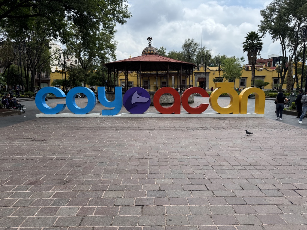 2025/06(June)/Tequila-Mexico-City-with-Seeleys/1024x768_2025-06-18-Mexico-247-Frida-Kahlo.JPG