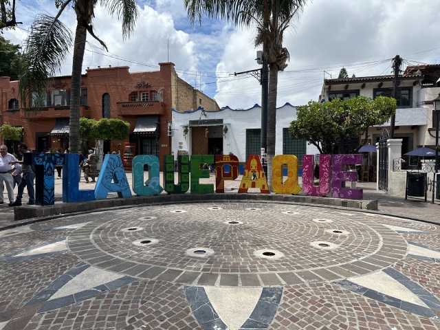 2025/06(June)/Tequila-Mexico-City-with-Seeleys/640x480_2025-06-15-Mexico-101-Tlaquepaque.JPG