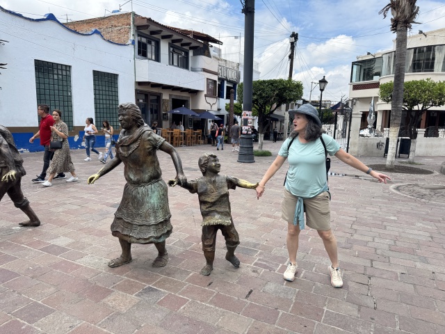 2025-06-15-Mexico-104-Tlaquepaque-Suzi.JPG