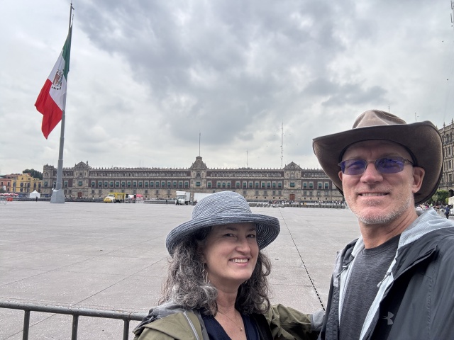 2025-06-19-Mexico-347-City-Square-Suzi-Travis.JPG