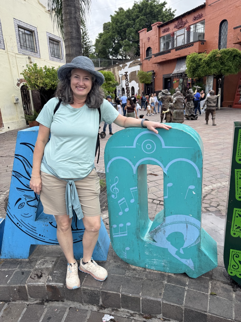 2025/06(June)/Tequila-Mexico-City-with-Seeleys/800x600_2025-06-15-Mexico-111-Tlaquepaque-Suzi.JPG
