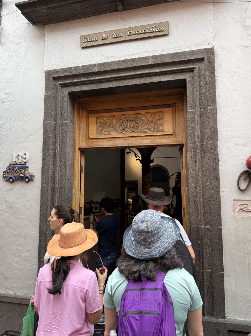 2025/06(June)/Tequila-Mexico-City-with-Seeleys/800x600_2025-06-15-Mexico-167-Tlaquepaque-Graciela-Suzi.JPG