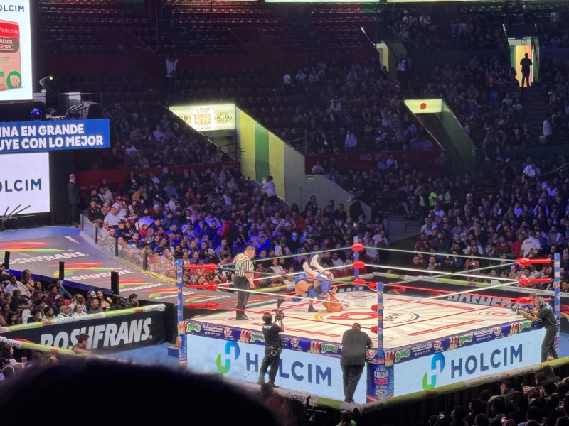 2025/06(June)/Tequila-Mexico-City-with-Seeleys/800x600_2025-06-17-Mexico-222-LuchaLibre.JPG