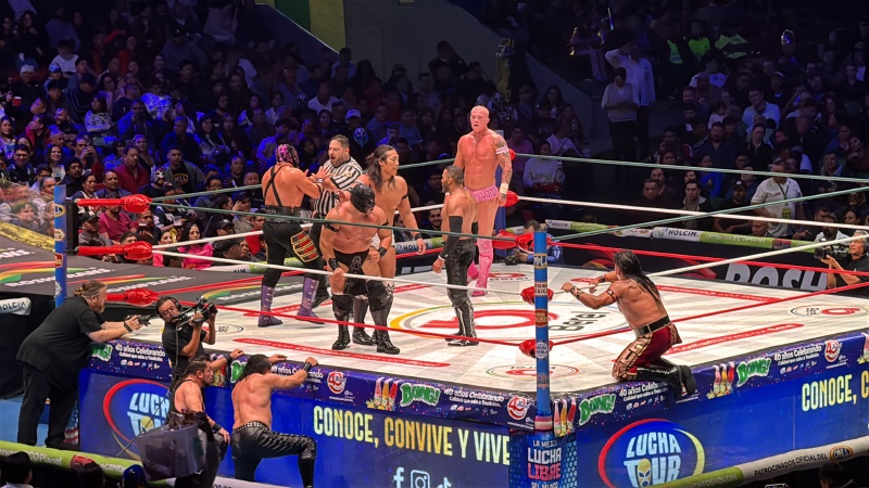 2025/06(June)/Tequila-Mexico-City-with-Seeleys/800x600_2025-06-17-Mexico-226-LuchaLibre.JPG