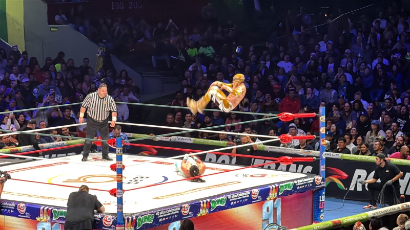 2025/06(June)/Tequila-Mexico-City-with-Seeleys/800x600_2025-06-17-Mexico-231-LuchaLibre.JPG