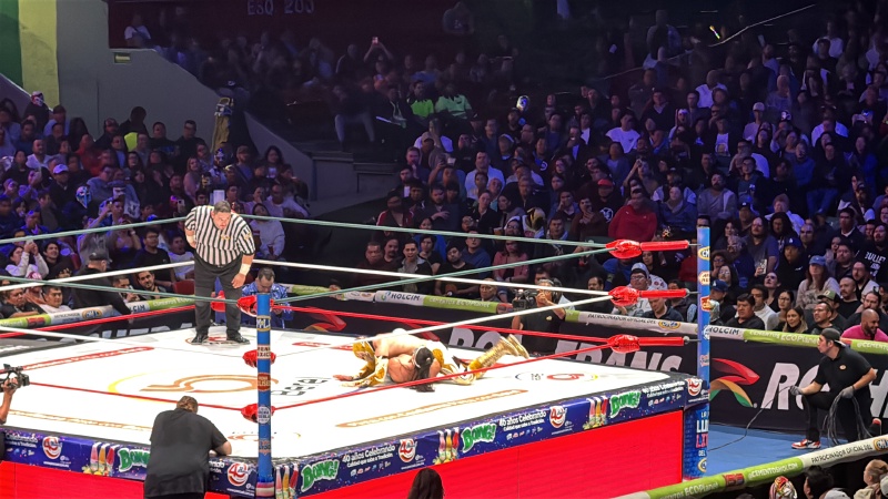 2025/06(June)/Tequila-Mexico-City-with-Seeleys/800x600_2025-06-17-Mexico-232-LuchaLibre.JPG