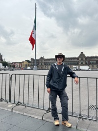 2025-06-19-Mexico-345-City-Square-Travis.JPG