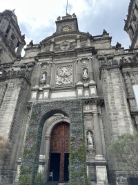 2025-06-19-Mexico-372-City-Square.JPG