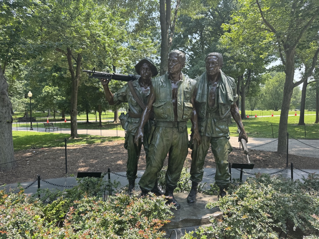 2025/06(June)/Vistra-Washington-DC/1024x768_2025-06-04-WashingtonDC-47-VietNam-Memorial.JPG
