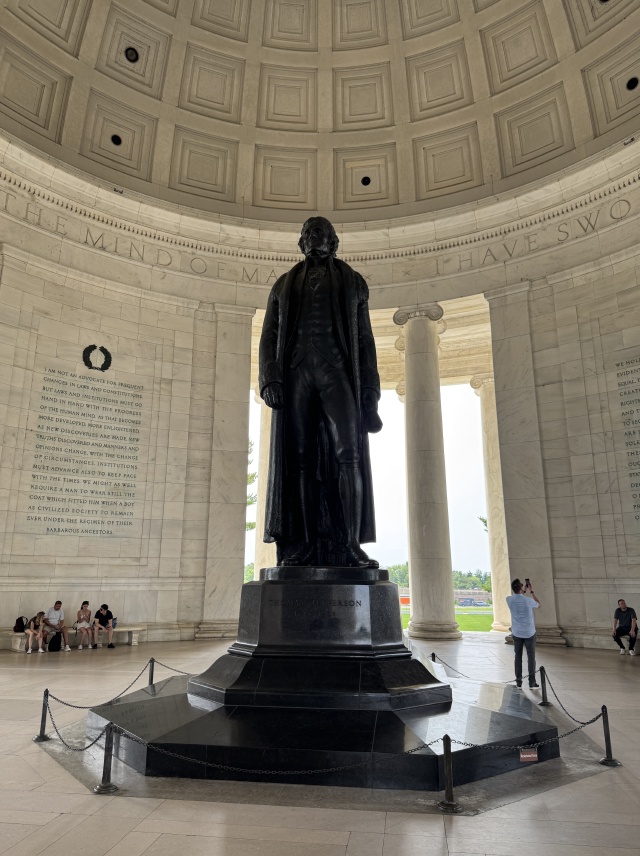 2025/06(June)/Vistra-Washington-DC/640x480_2025-06-05-WashingtonDC-76-Jefferson.JPG
