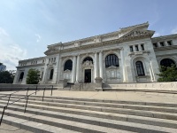 2025-06-05-WashingtonDC-92-Library-AppleStore.JPG