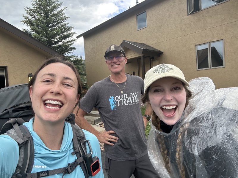 2025/07(July)/Colorado/800x600_2025-07-03-Colorado-04-Hikers-Travis.JPEG
