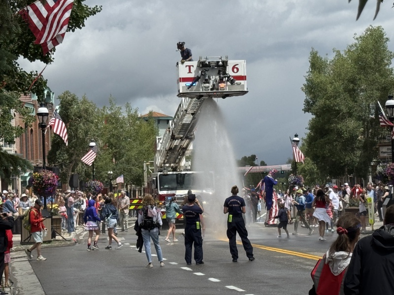 2025-07-04-Colorado-AC-Fourth-of-July.JPG