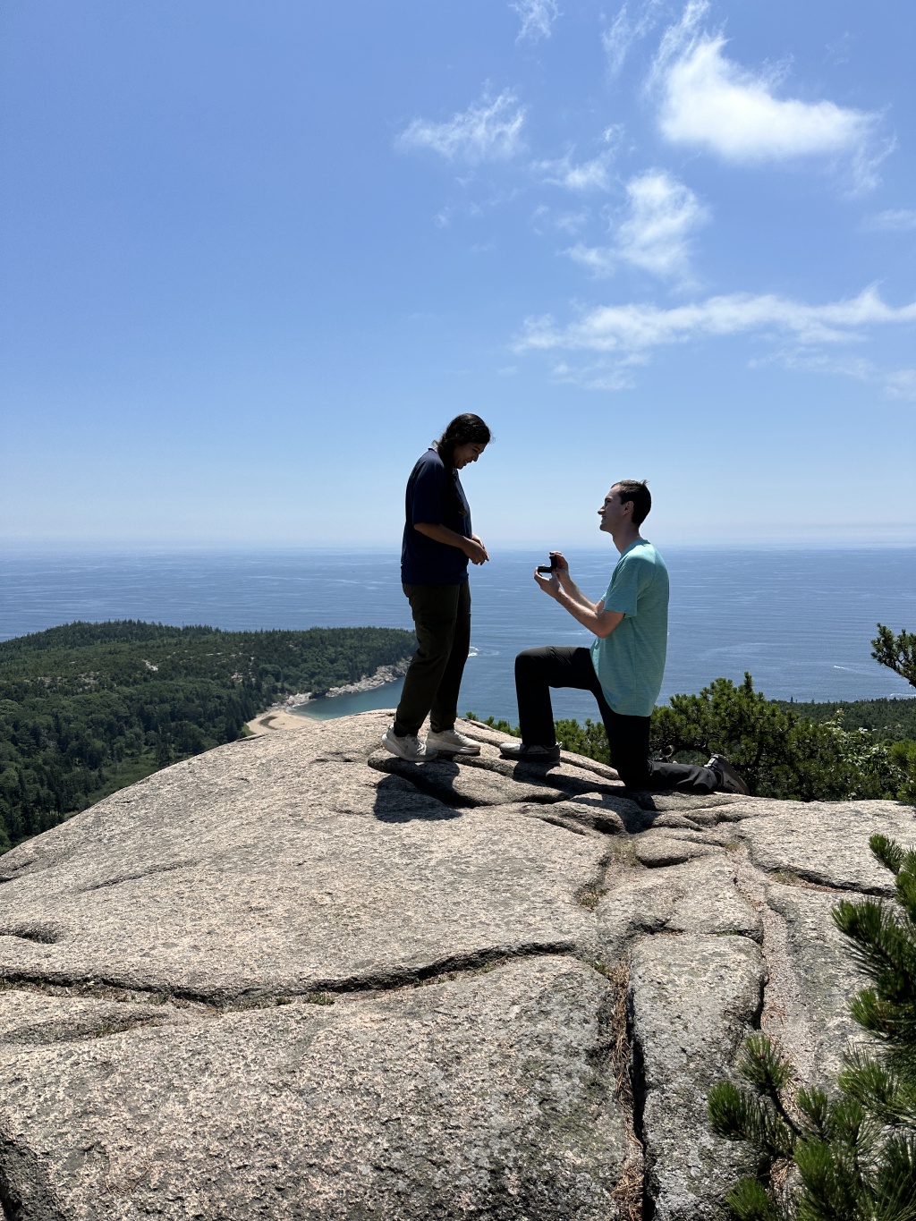 2025/07(July)/Maine-with-Chance-Bianca/1024x768_2025-07-11-Maine-125-Acadia-National-Park-BeeHive-Trail-Bianca-Chance-Engagement.JPG