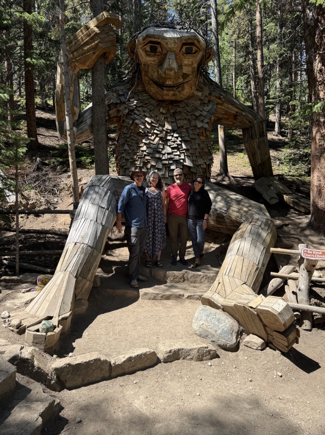 2025/07(July)/Troy-Syndia-visit-Colorado/640x480_2025-07-13-Colorado-08-Isak-Heartstone-Syndia-Troy-Travis-Suzi.JPG