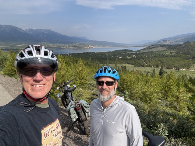2025/07(July)/Troy-Syndia-visit-Colorado/640x480_2025-07-16-Colorado-46-Travis-Troy.JPG