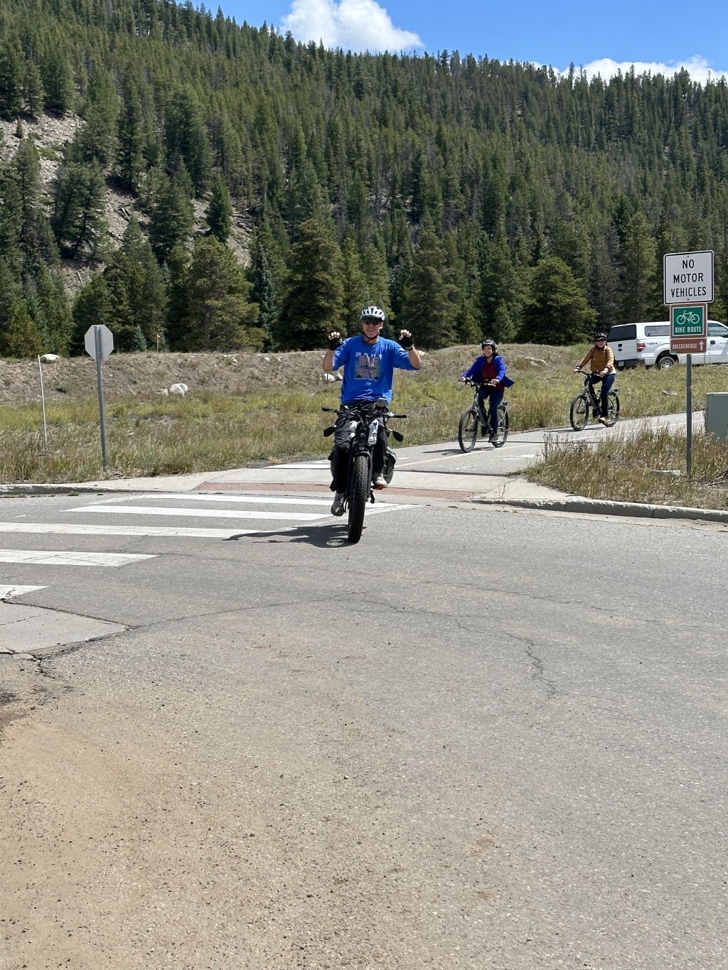 2025/08(August)/Colorado/1024x768_2025-08-28-Colorado-25-Travis-55th-Birthday-Ride.JPG