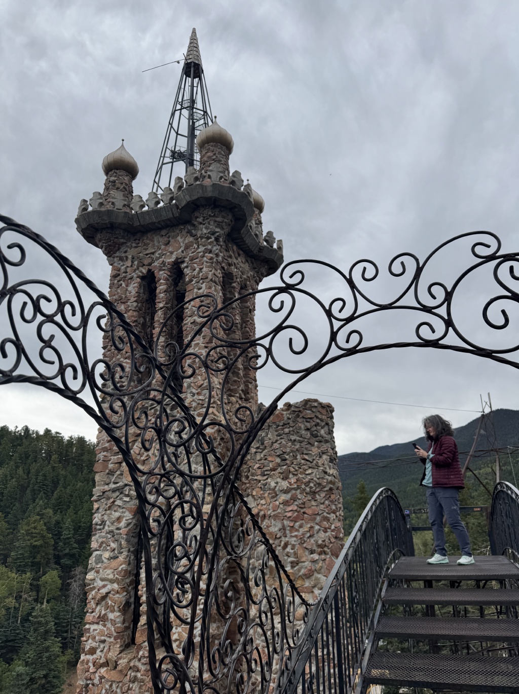 2025/09(September)/Bishops-Castle/1024x768_2025-09-13-Colorado-Bishops-Castle-41-Suzi.JPG