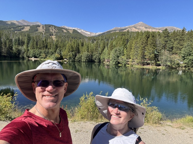 2025/09(September)/Colorado/640x480_2025-09-01-Colorado-04-Travis-Suzi.JPG