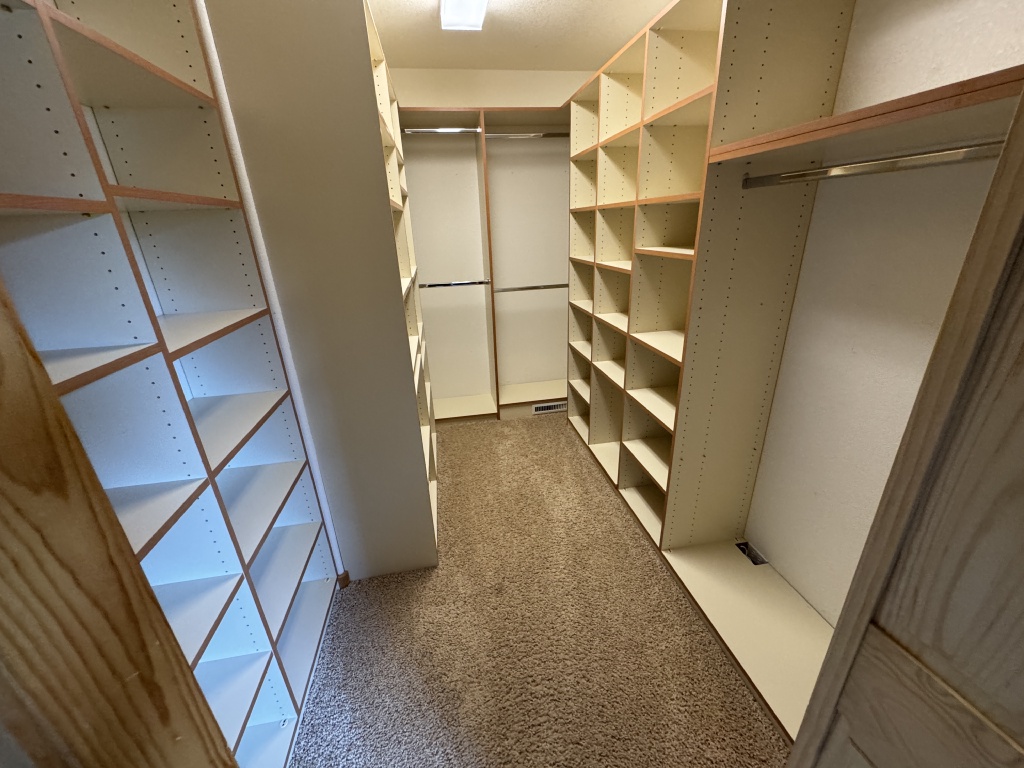 2025/09(September)/House-Pre-Renters/1024x768_2025-09-12-House-Pics-Pre-Renters-039.JPG