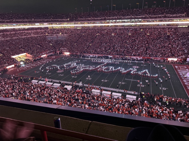 2025/09(September)/UT-Football/640x480_2025-11-28-UT-Football-44.JPG