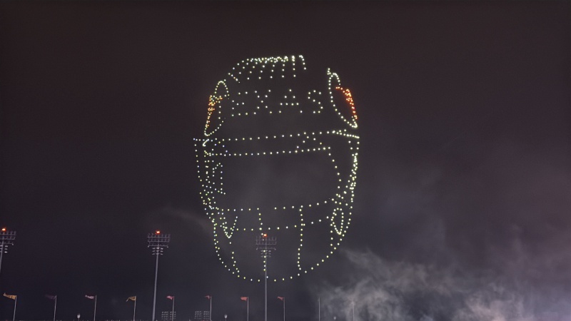 2025-11-28-UT-Football-60-Drone-show.JPG